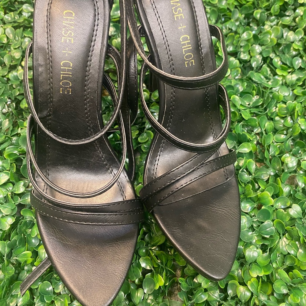 Chase + Chloe strappy sandals size 5.5